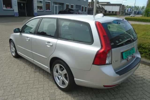 Volvo V50 (2010) thumbnail 4