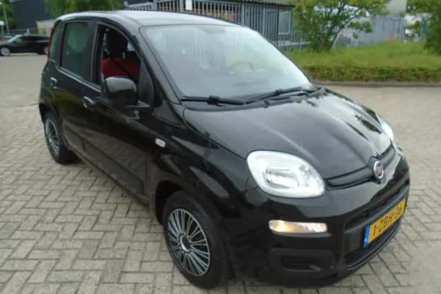 Fiat Panda (2014) thumbnail 2
