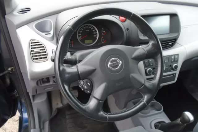 Nissan Almera Tino (2005) thumbnail 6