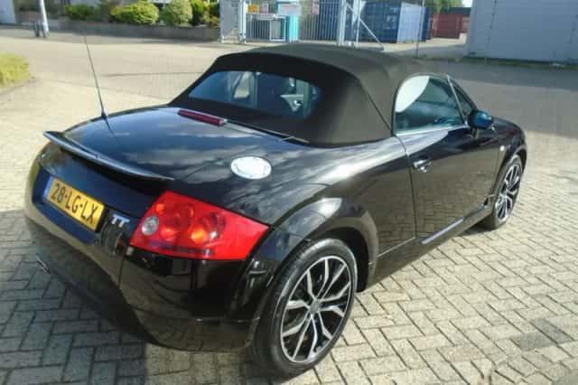 Audi TT (2001) thumbnail 3