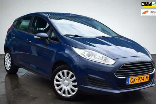 Ford Fiesta (2015) thumbnail 1