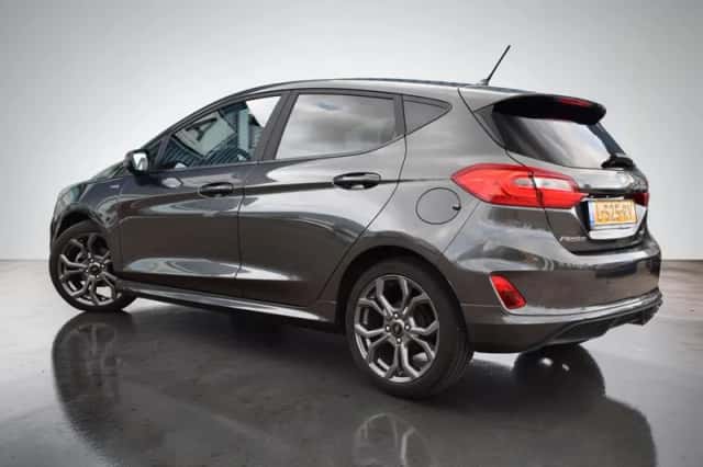 Ford Fiesta (2021) thumbnail 4
