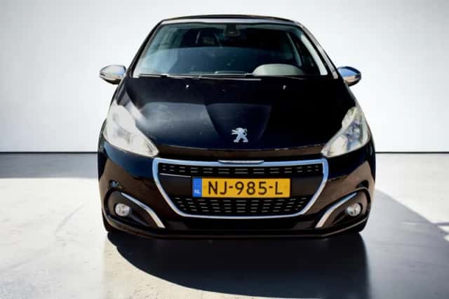 Peugeot 208 (2016) thumbnail 3