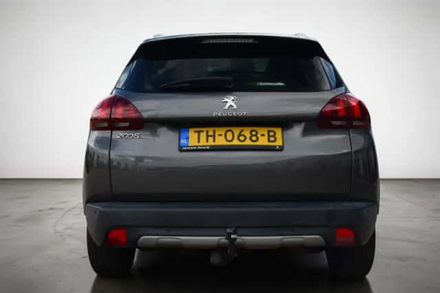 Peugeot 2008 (2018) thumbnail 6