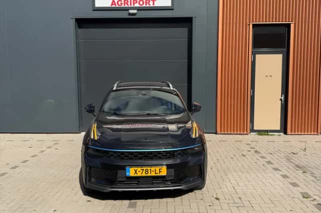 Lynk & Co 01 (2024) thumbnail 1
