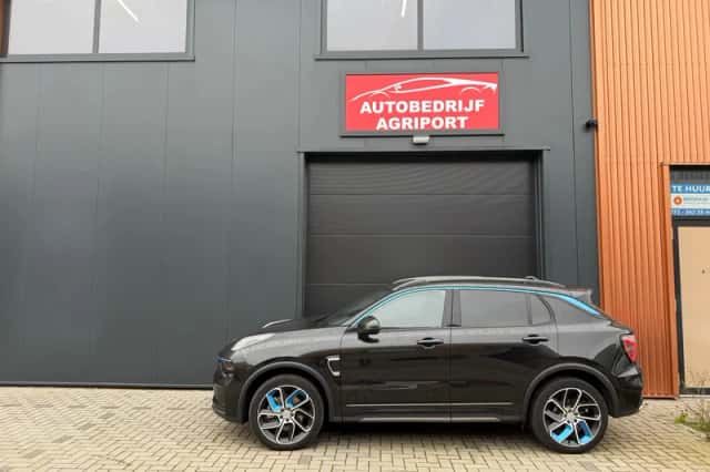 Lynk & Co 01 (2023) thumbnail 5