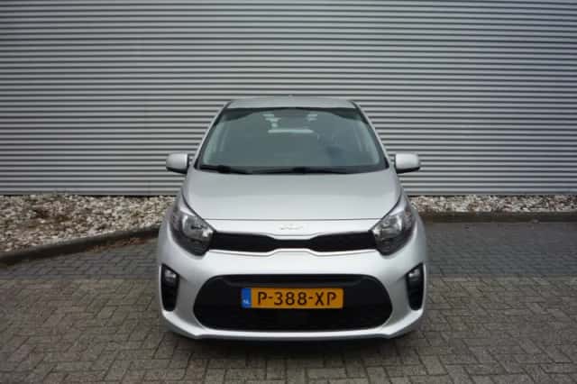 Kia Picanto (2022) thumbnail 4