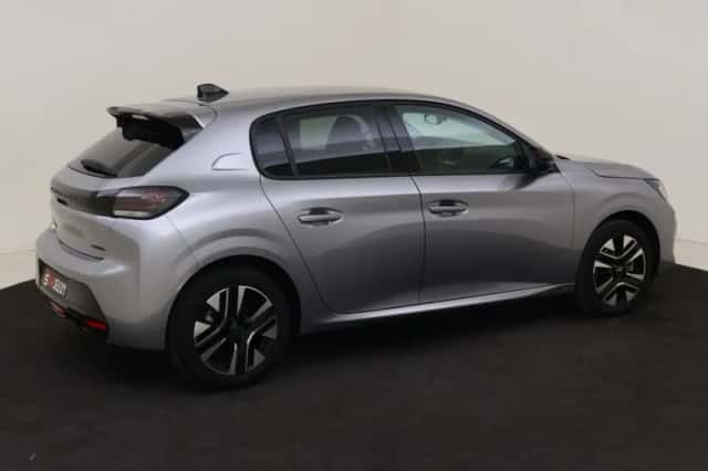 Peugeot 208 (2024) thumbnail 6