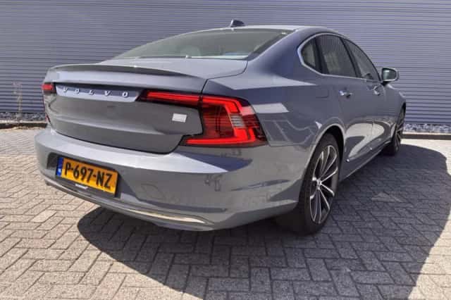Volvo S90 (2022) thumbnail 4