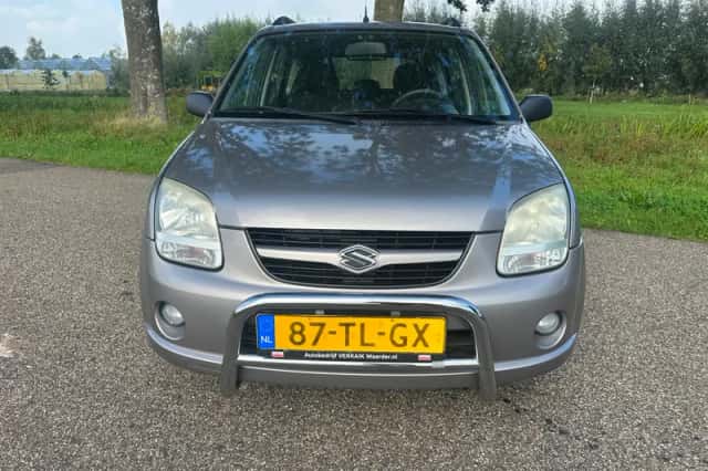 Suzuki Ignis (2003) thumbnail 2