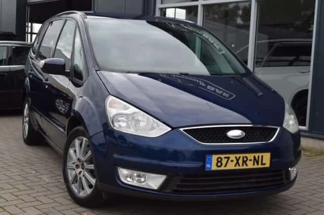 Ford Galaxy (2007) thumbnail 4