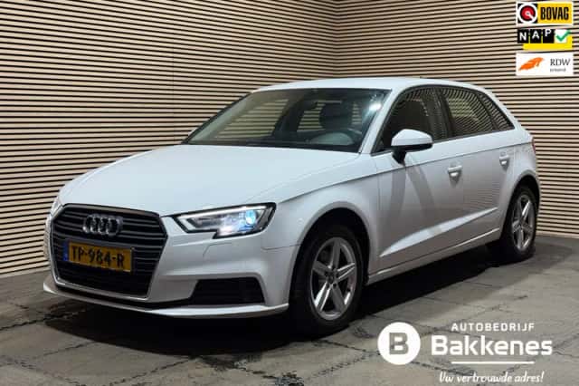 Audi A3 (2018) thumbnail 2
