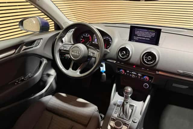 Audi A3 (2018) thumbnail 4