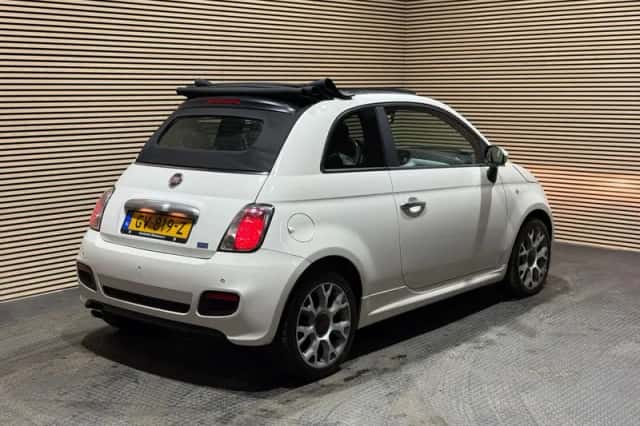Fiat 500C (2015) thumbnail 3