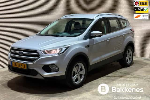 Ford Kuga (2018) thumbnail 2