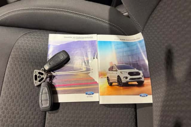 Ford Kuga (2018) thumbnail 5