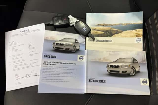 Volvo V50 (2011) thumbnail 5