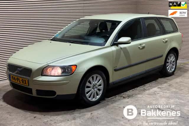 Volvo V50 (2004) thumbnail 1