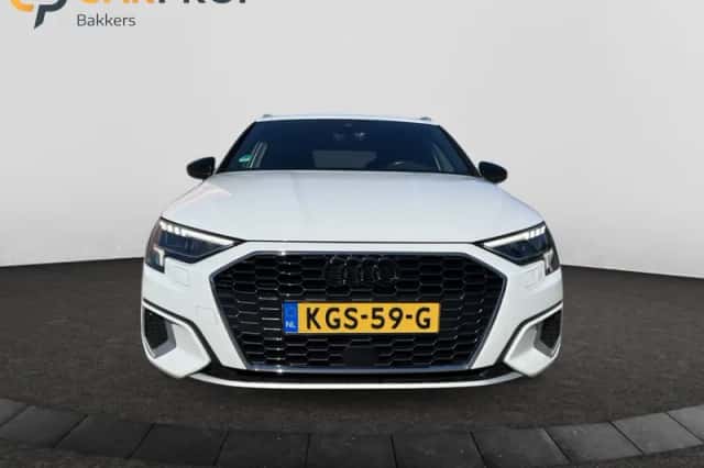 Audi A3 (2020) thumbnail 4