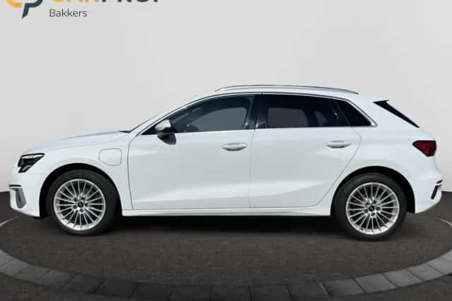 Audi A3 (2020) thumbnail 5
