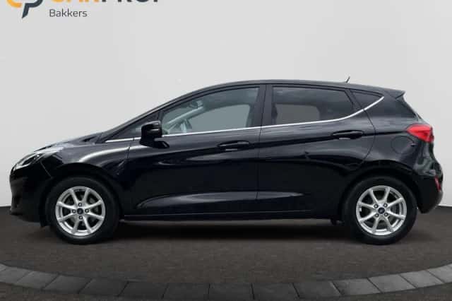 Ford Fiesta (2021) thumbnail 4
