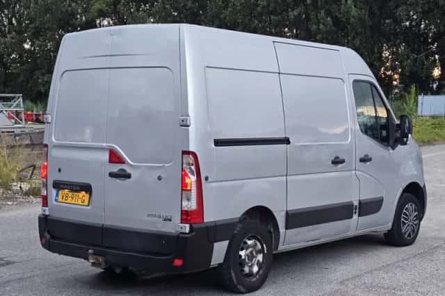 Nissan NV400 (2013) thumbnail 5