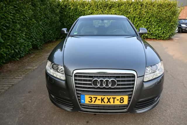 Audi A6 (2010) thumbnail 3