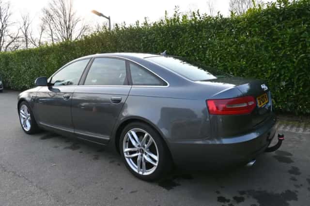 Audi A6 (2010) thumbnail 5