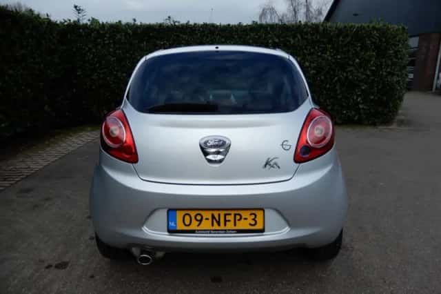 Ford Ka (2010) thumbnail 6