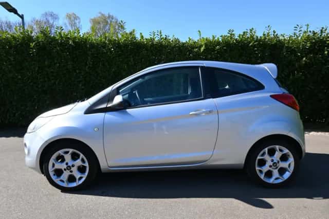 Ford Ka (2011) thumbnail 4