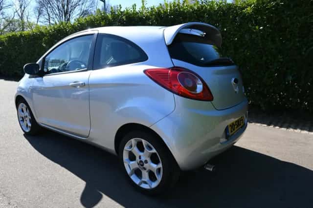 Ford Ka (2011) thumbnail 5