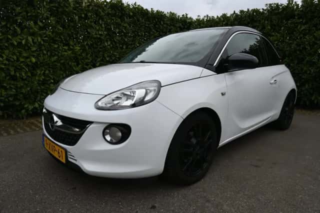 Opel Adam (2014) thumbnail 2