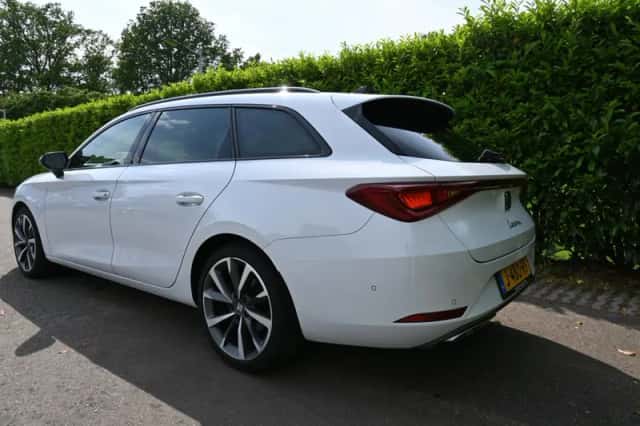 SEAT Leon (2020) thumbnail 5