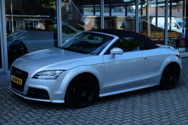 Audi TT (2014) thumbnail 3