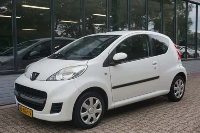 Peugeot 107 (2010) thumbnail 1