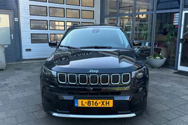 Jeep Compass (2021) thumbnail 2