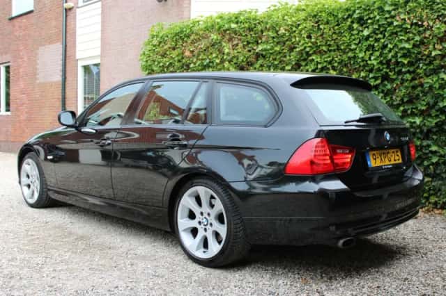 BMW 3-Serie (2011) thumbnail 3