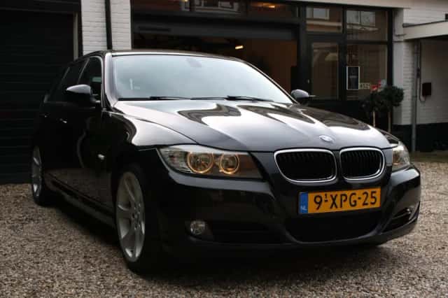 BMW 3-Serie (2011) thumbnail 4
