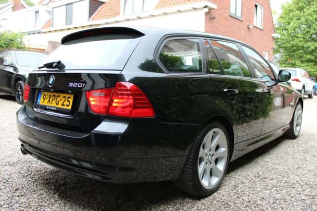 BMW 3-Serie (2011) thumbnail 5