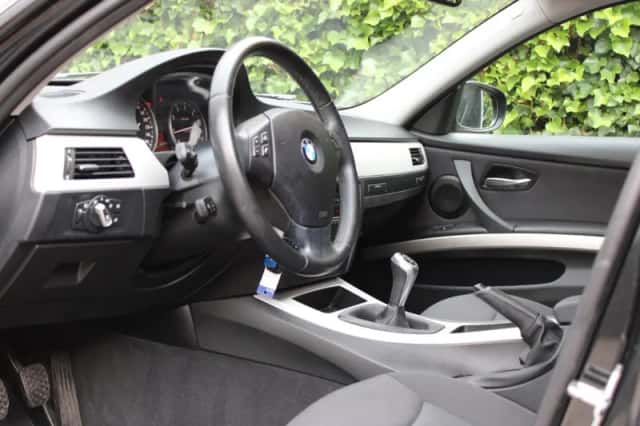 BMW 3-Serie (2011) thumbnail 6