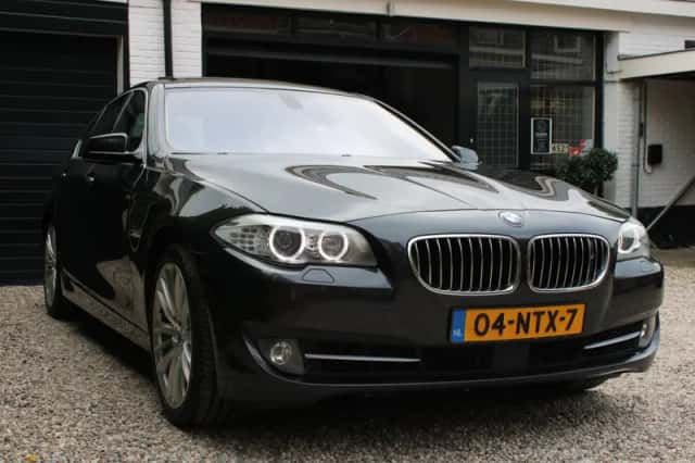 BMW 5-Serie (2010) thumbnail 4
