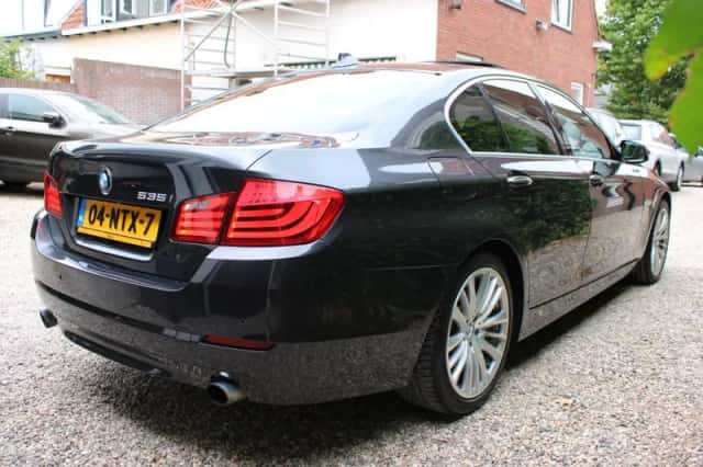 BMW 5-Serie (2010) thumbnail 5