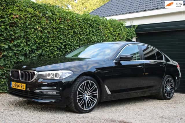 BMW 5-Serie (2017) thumbnail 2