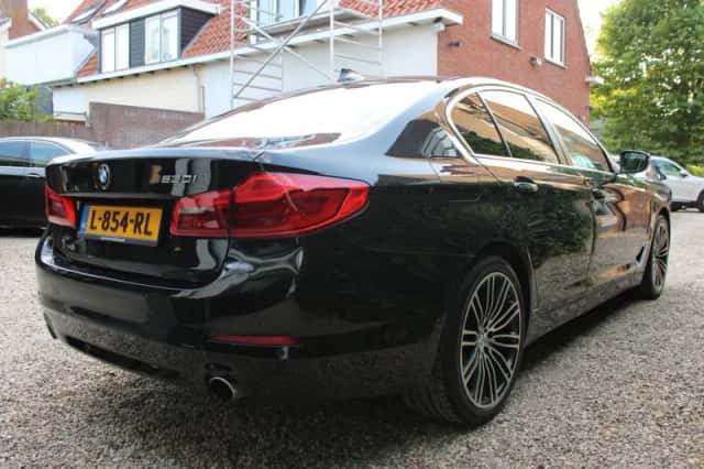 BMW 5-Serie (2017) thumbnail 5