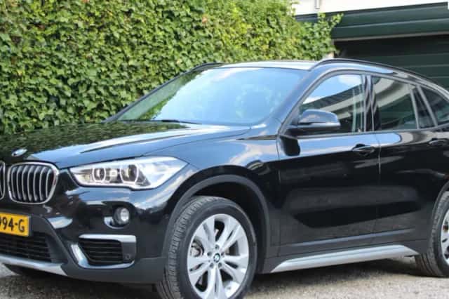 BMW X1 (2017) thumbnail 1