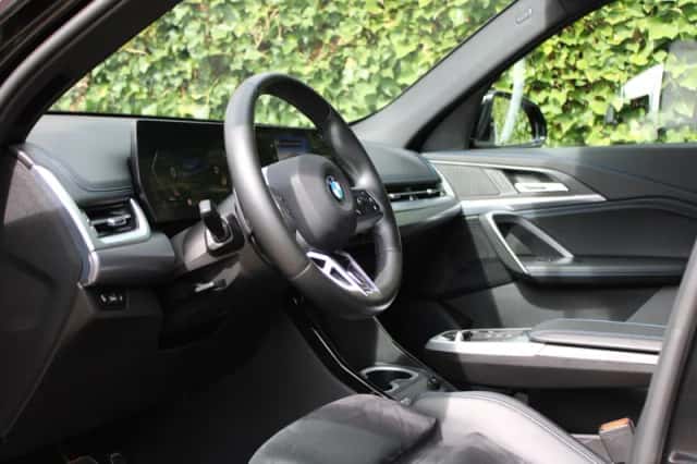BMW X1 (2023) thumbnail 5