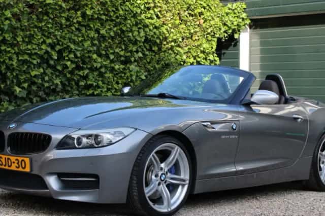 BMW Z4 (2013) thumbnail 1