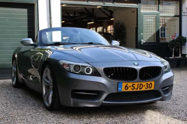 BMW Z4 (2013) thumbnail 4