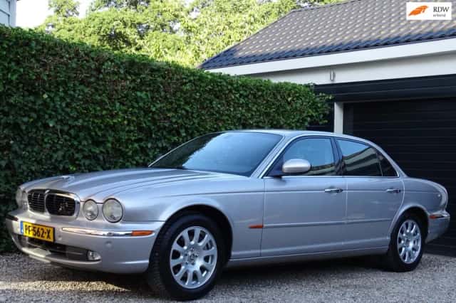 Jaguar XJ (2006) thumbnail 2
