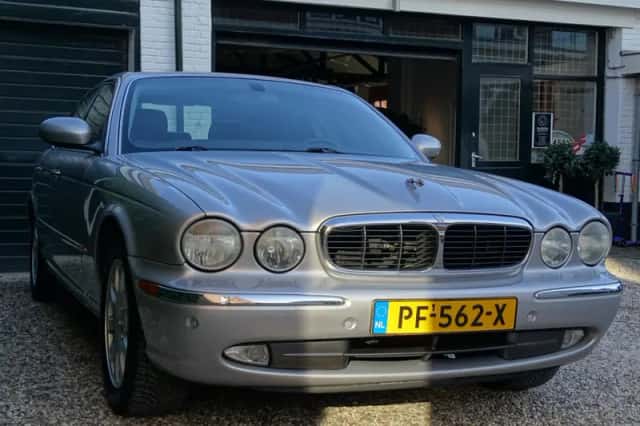 Jaguar XJ (2006) thumbnail 4